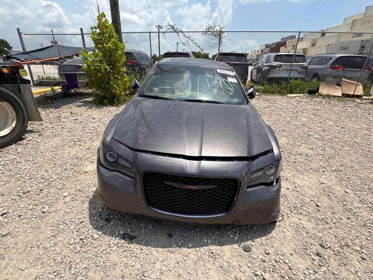 اوباما 2021  S امريكي رقم بغداد دولي جديد 
حادث جاملغ مبدل نفس الون بدون دواخل بدون كلشي 
المسافة المقطوعة 71 mi فقط وضع الوكالة

حجم المحرك 3600

مواصفات السيارة:-
*بانوراما
* نقطة عمياء . 
* حساسات امامية . 
* مصابيح امامية زنون مع  بلوجكترLED . 
* ويل قياس 20 أنج . 
* حساسات خلفية .  . 
* شاشه كبيرة مع نظام ملاحة نفكيشن GPS .

* مقاعد أمامية كهربائية عدد 2 .  . 
* مقاعد أمامية تبريد وتدفئة . 
* مقاعد خلفية تدفئة . 

* محدد سرعة .  . 
* كاميرا خلفية دوارة.
* مرايا رادار مع ترحيب متحسسة للاضاءة
السعر 258وبيه مجال 
اتصال على الرقم 
***********
