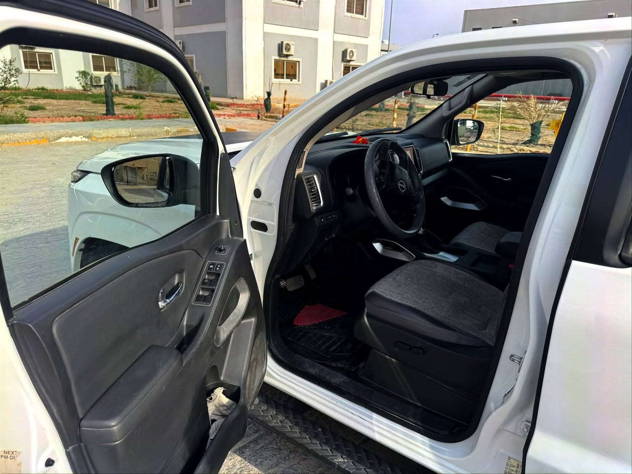 السلام عليكم نيسان فرونتير موديل 2022 رقم بغداد الجديد بسمي سنويه تنتهي 2029 تحويل ثاني يوم ضربتها بنيد و جاملغ  محرك 3.8 دفع خلفي مكانها بصره سعرها 210 وبيها مجال رقم 
***********
