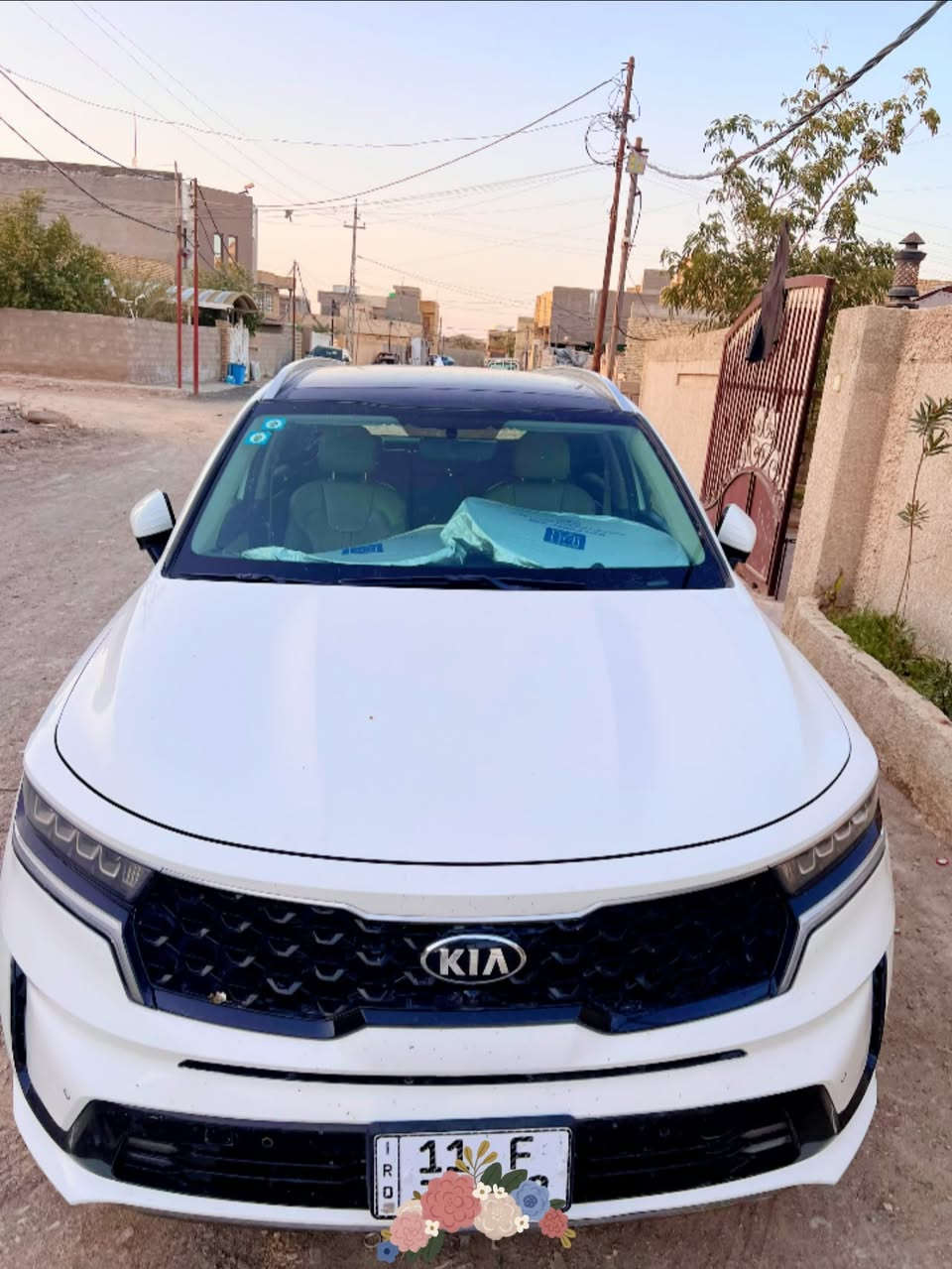 سورنتو موديل ٢٠٢١ خليجي ٦ سلندر فول مواصفات
* قمارة بانوراما
* كامرة ٣٦٠
* كشنات جلد ملكي وكهرباء
* تبريد وتدفئة كشنات
* شفتات ستيرن 
* مودات قيادة
*كير ماوس سايد بريك بصمه
*حساسات امامية خلفية
* باب الجنطة كهرباء
* تبريد ٣ قطع
* ويل ١٩ كروم
* كيجات زئبقية وشاشه الدشبول الكترونية
* الاشارات كامرة بالدشبول
*كير تبديل نمر خلف الستيرن
* كير ومكينه وحدادية وتبريد كفاله
* بيها شويه صبغ بالجاملغ الامامي بدون دواخل وتكحيل كارت بالباب الخلفي + بارد علكد اربع اصابع
* رقم دولي جديد بغداد
وبعد بيها هواي مواصفات
* السعر ٢٥٥$ 
***********
مكان السيارة واسط / الكوت
