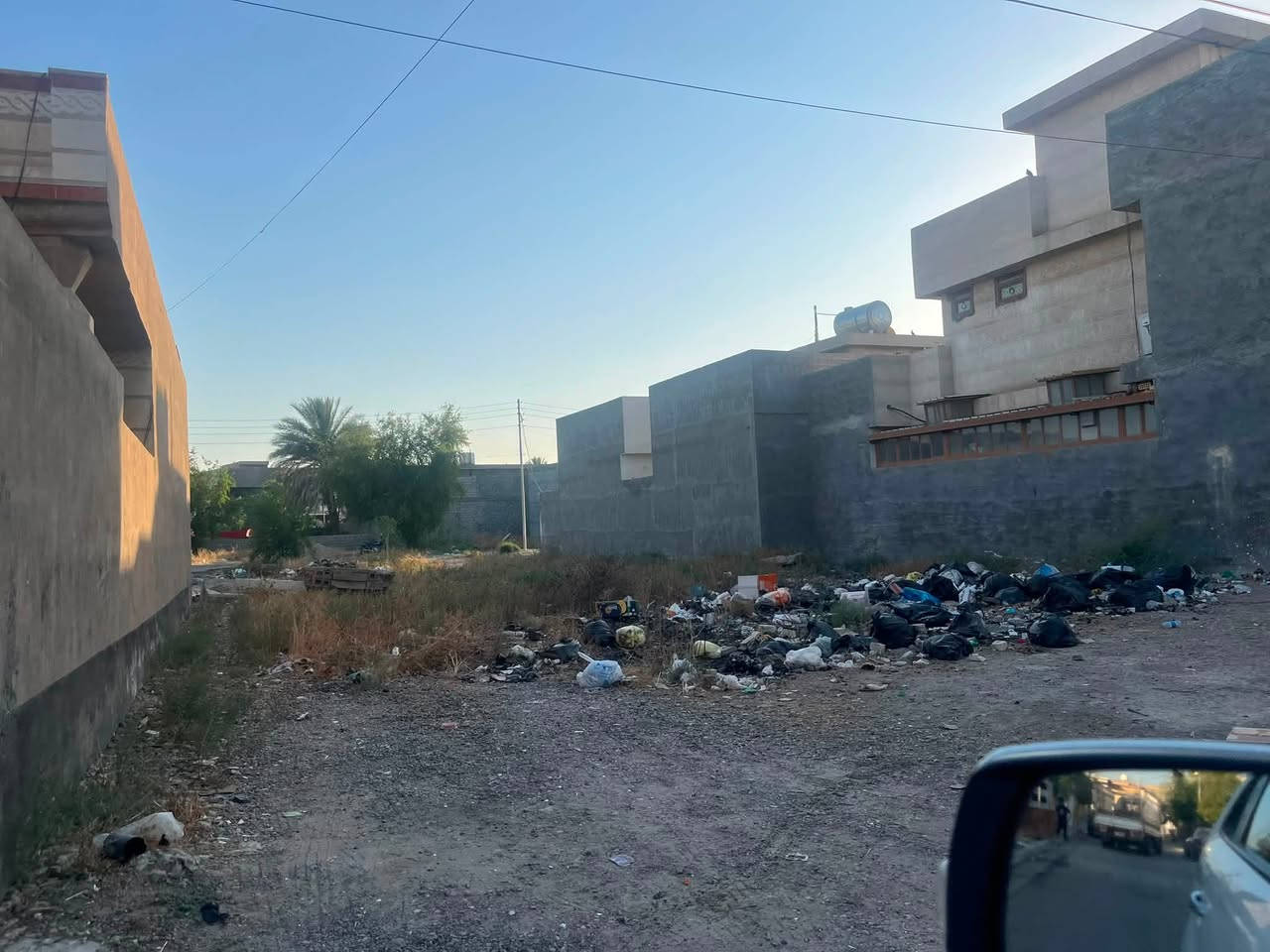 للبيع قطعة ارض حجة 

الموقع - حي الطاقه - قرب حوض حكمت سابقا 

السعر ب ٨٥ مليون وبيه مجال

تحتوي على خدمات  👇

١- المساحه بالسند ٢٥٠ متر 

٢- المساحه واقع حال ٣٠٠ متر  
٣- الواجهه ١٥ متر 
٤- النزال ٢٠ متر 
٥- تبليط وخدمات ومجاري  
٦- كهرباء + ماء حلو 

للاستفسار اتصل *********** - ***********
زيارة مكتبنا - قضاء بلد - باب الخان - مجاور مرطبات بهاء
