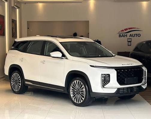 � للبيع – Soueast S09 لاكجري 2026 (زيرو) 🚘
✨ فرصة مميزة لعشاق السيارات العائلية الفاخرة ✨

🔹 الموديل: 2026
🔹 النوع: Soueast S09
🔹 الفئة: لاكجري (Luxury)
🔹 الحالة: زيرو بالكامل
🔹 الترقيم: بغداد
🔹 اللون: أبيض
🔹 المواصفات: فل مواصفات – تجهيزات فاخرة وتقنيات حديثة

✅ شاشة وسطية كبيرة متعددة الوظائف
✅ عدادات رقمية حديثة
✅ كاميرات محيطية 360 درجة
✅ حساسات أمامية وخلفية
✅ تشغيل بصمة ودخول ذكي
✅ فتحة سقف بانوراما
✅ مقاعد جلد فاخرة
✅ تحكم كهربائي بالمقاعد
✅ مكيف أوتوماتيك متعدد المناطق
✅ مثبت سرعة
✅ إضاءة LED كاملة
✅ أنظمة أمان متقدمة (ABS – ESP – وسائد هوائية متعددة)
✅ جنوط رياضية فاخرة
✅ مساحة واسعة للعائلة والرحلات

📌 السيارة جديدة بالكامل ولم تُستخدم، جاهزة للتسجيل والنقل فوراً.

💰 السعر المطلوب: 34,000,000 دينار عراقي

سبب البيع:
دخولي في مشروع تجاري جديد وحاجتي إلى السيولة المالية، لذلك تم عرض السيارة للبيع رغم أنها جديدة وزيرو بالكامل.

للمهتمين يرجى التواصل على الخاص أو الاتصال مباشرة، والله يرزق البائع والمشتري. 🤝🚗***********

#للبيع #بغداد #Soueast_S09 #موديل_2026 #لاكجري #سيارة_زيرو #عروض_السيارات #العراق_للبيع_والشراء
