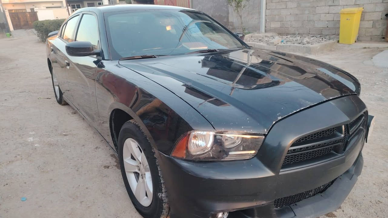 سلام عليكم جارجر موديل 2013 رقم بغداد مشروع وطني. 
السعر 120 او مراوس 
***********
