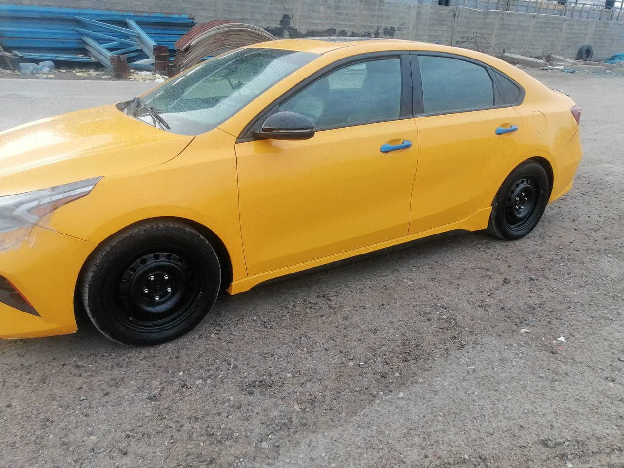 كيا فورتي ٢٠٢٢ وارد أمريكي جي تي كير عادي مكينة ١٦٠٠ منظومة غاز وباقي التفاصيل والمواصفات الاتصال على الرقم *********** وسعرها ١٣٨ وبيها مجال ملاحضه قبل يومين دحكني ابو ستوته وكسر لايت صوره موجوده ضرر مالها دعاميات وطبله جهت الايمن
