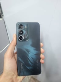 ريلمي • مستعمل • تفاصيل بالصورة