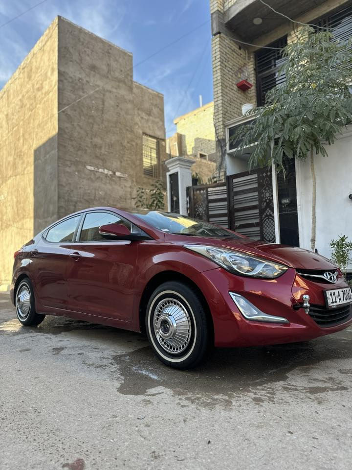 السلام عليكم الانترا موديل ٢٠١٢بغداد رقم جديد هزه جديده صدر امامي خلفي كله جديد تخم تاير خط ابيض كاعيه مدوشمه منظومه تبريد جديد راديتر محرك جديد سياره ماناقصه اي شي كبل للشارع خليجي بدون حادث صور السونار موجوده بالمنشور مكاني بغداد حي الامين السعر 105$. للاتصال ***********
