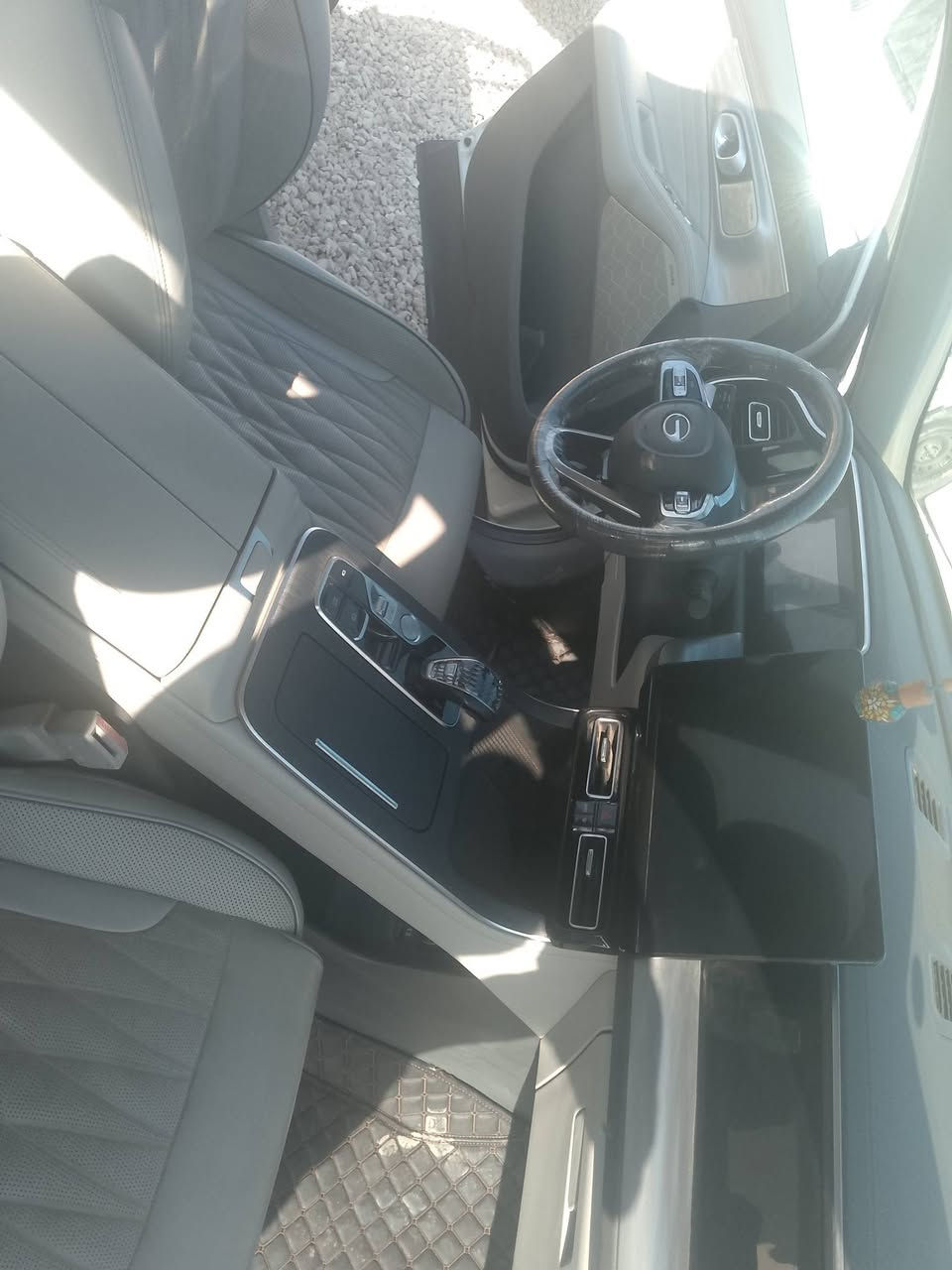 السلام عليكم GAC8 للبيع
موديل 2023
كفاله عامه السياره 
السعر 230 وبيه مجال للطيبين 
العنوان نجف مناذره
الهاتف ***********
