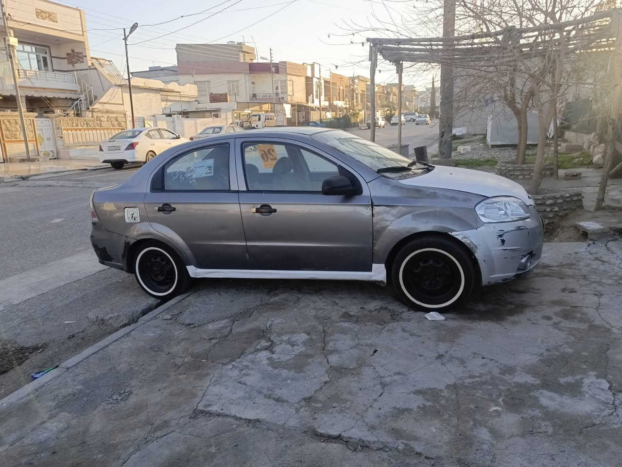 افيوموديل 2009قاصرين للبيع كيرمحرك شرط العنوان اربيل ***********
