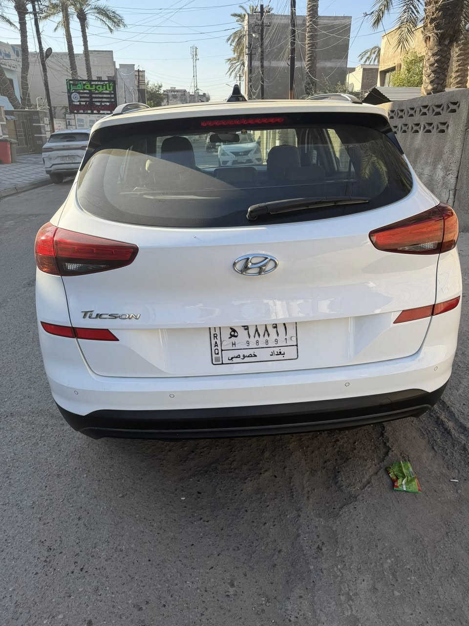 توسان للبيع موديل 2019 شركه الكاصد على ايد وحده ماشيه 82 حقيقي سياره احلى من الصور فول 1/1 بانوراما كفاله من الضربه والصبغ فقط السونار يقرأ براغي الباب مفتوحه والسونار موجود بالمنشور كير ومكينه كفاله مكان السياره بغداد 
السعر/185$ وبيهه مجال بسيط 
للاستفسار/***********
