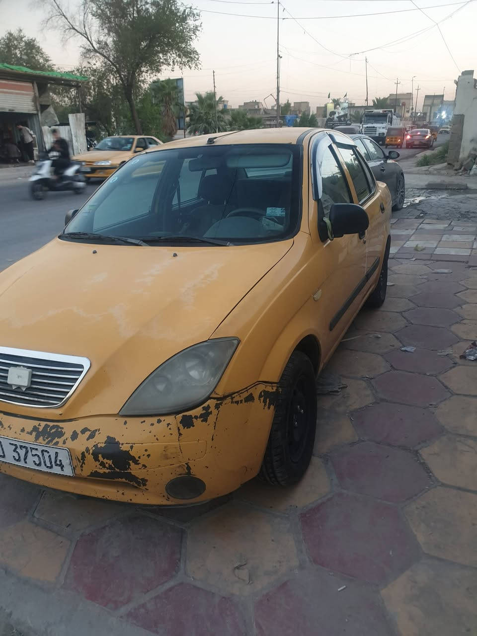طيبة مديل 15 مكفولة فقط طخه هااي بالباب موضحه بصورة ودعامية جاردة هم ينراد تبدل  بسمي مصفرة هيئة وغرامات قبل ٥ أشهر صفرتها وهزة كلة جديد تبريد شغال كهربائيات جديدة سيارة جاهزة وبسمي ماتعبك سعرها ٣٤ ورقة مكاني بغداد مدينة الصدر  رقمي ***********
