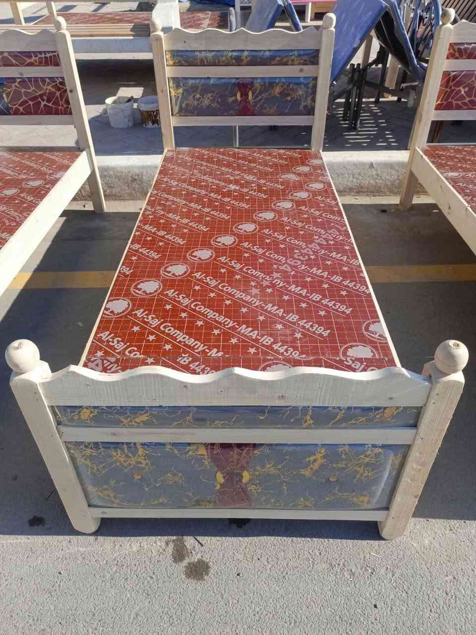 جرابي دوشمه وفلونكه نفر واحد 
الطول 195
عرض 85 
متوفر جميع الالوان والقياسات 
متوفر خدمة توصيل داخل بغداد 
واتساب ***********
