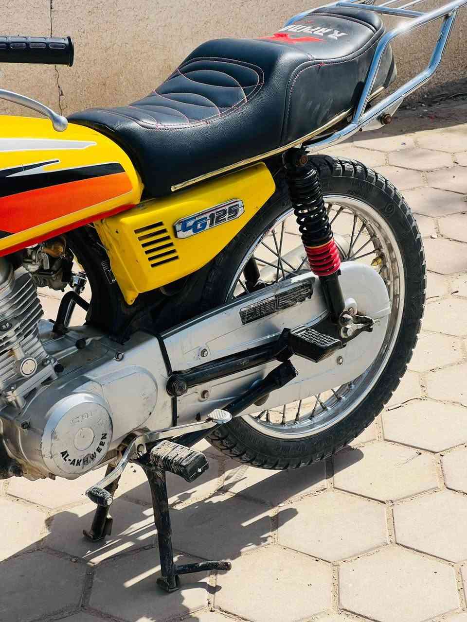 سلام عليكم
دراجه للبيع نضيفه مكفوله محرك 2023
شاصي 20 ///اوراق اصولي
السعر$$//500 وبيه مجال
للستفسار اتصل/***********
المكان /واسط ناحيه الشحيميه
