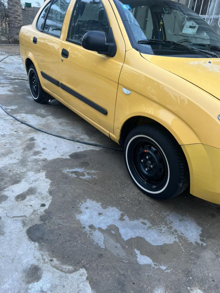 سلام عليكم🤝
سياره جاهزه ✨
كفاله
مصفره هيئه وغرامات
رقم إنكليزي بسمي
هزه جيده قبل سبوع 
موديل 2016
مكينه وكير شرط 
تخم تاير جديد ابو الخط 
سعر ٤٦وبي مجال حك الجيه 
سياره جديده 
***********
