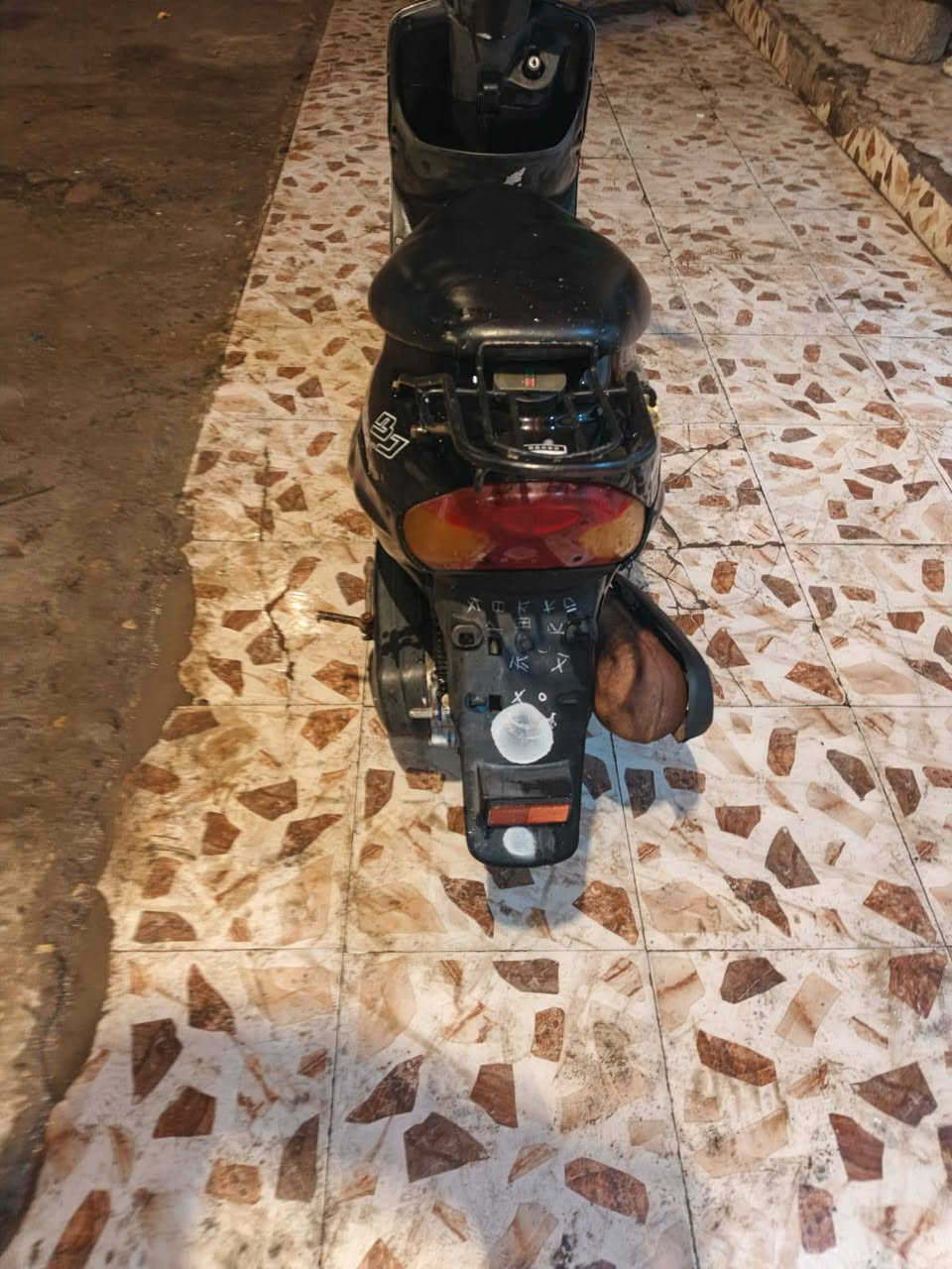 سلام وعليكم بيجي كارتون سلف هندر مامفتوحه شاير كهربايات ناصريه مركز شراي ينتصل ***********
