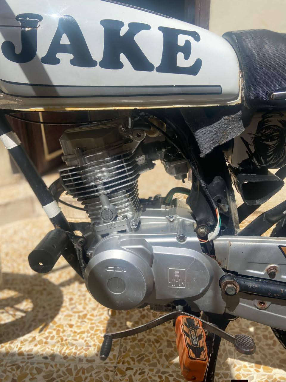 ماطور للبيع السعر 350 بي مجال الرقم ‭0750 319 1473‬
