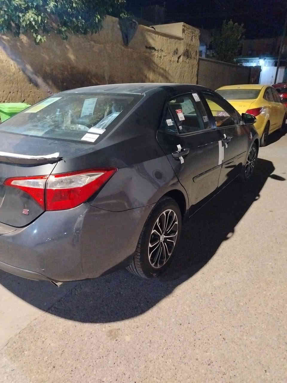 السلام عليكم البيع او مراوس حسب سياره
كورلا وارد امريكي
 موديل 2016 
رقم اربيل
 ماشيه 100 حقيقي شرط الفحص
 رقم أربيل تحويل مباشر 
السياره ضرها جاملغ أمامي وبنيد من امريكي
 بل عراق صبغ جاملغ
تحكمات ستيرن نص فول سياره 
 فقط محرك كير تبريد كفاله
 محرك 1800
 صبغ 3 صبغ
لون نفطي
سونار موجود 
السعر 120وبيها مجال بسيط 
 مكان سياره رمادي 
 ***********
