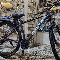 للبيع بايسكل ياباني السعر ١٠٠ قفل مكان حي اور بغداد للتواصل ٠٧٧٠٣١٤٦٤٤...