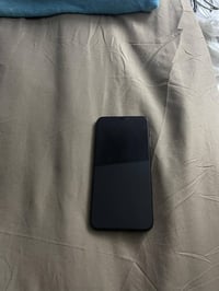 آيفون XS ماكس • ٢٥٦ • بطاريه ١٠٠