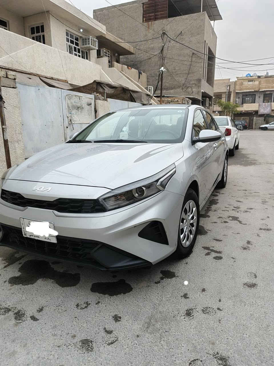 سلام عليكم كيا سيراتو موديل 2023 خليجي بدون مواصفات محرك 1600سياره جديده ما ماشيه بيها بلدعاميات طخات خفيفه واضحه بلصور السعر 160 وبيها مجال العنوان بغداد الثعالبه رقم التلفون *********** مكلف بألنشر
