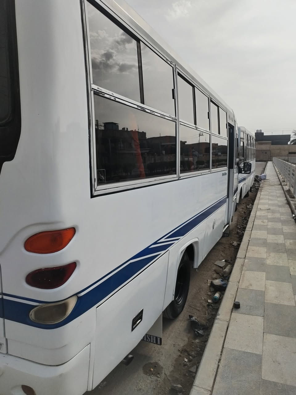 السلام عليكم سياره مسي بوشي سياره جاهزه والتفاصيل داخل الفيديو المكان ذي قار قضاء الفجر الشراي يتصل على الرقم ***********
