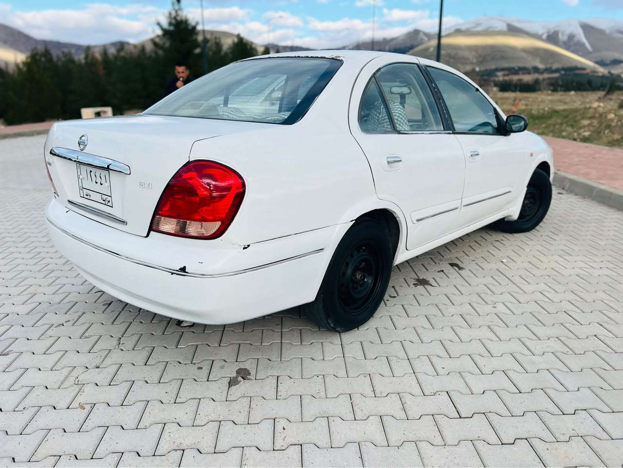 سعري  43$   مه عامه له   ***********
نيسان سه ني موديل  2007 كتابي مزايده ي له گه له به ناوي خومه وه يه  وه كاله ت اكه م به ناوته وه دواي ده عميكي كه مي هه يه سنوقه كه ي  گيرو مه كينه به شه رت مه كينه18 گه وره نه كراوه ته وه  مه رغوب سعري  43$ مه عامه له به لاش به لاش 🧿 السليمانية, العراق
