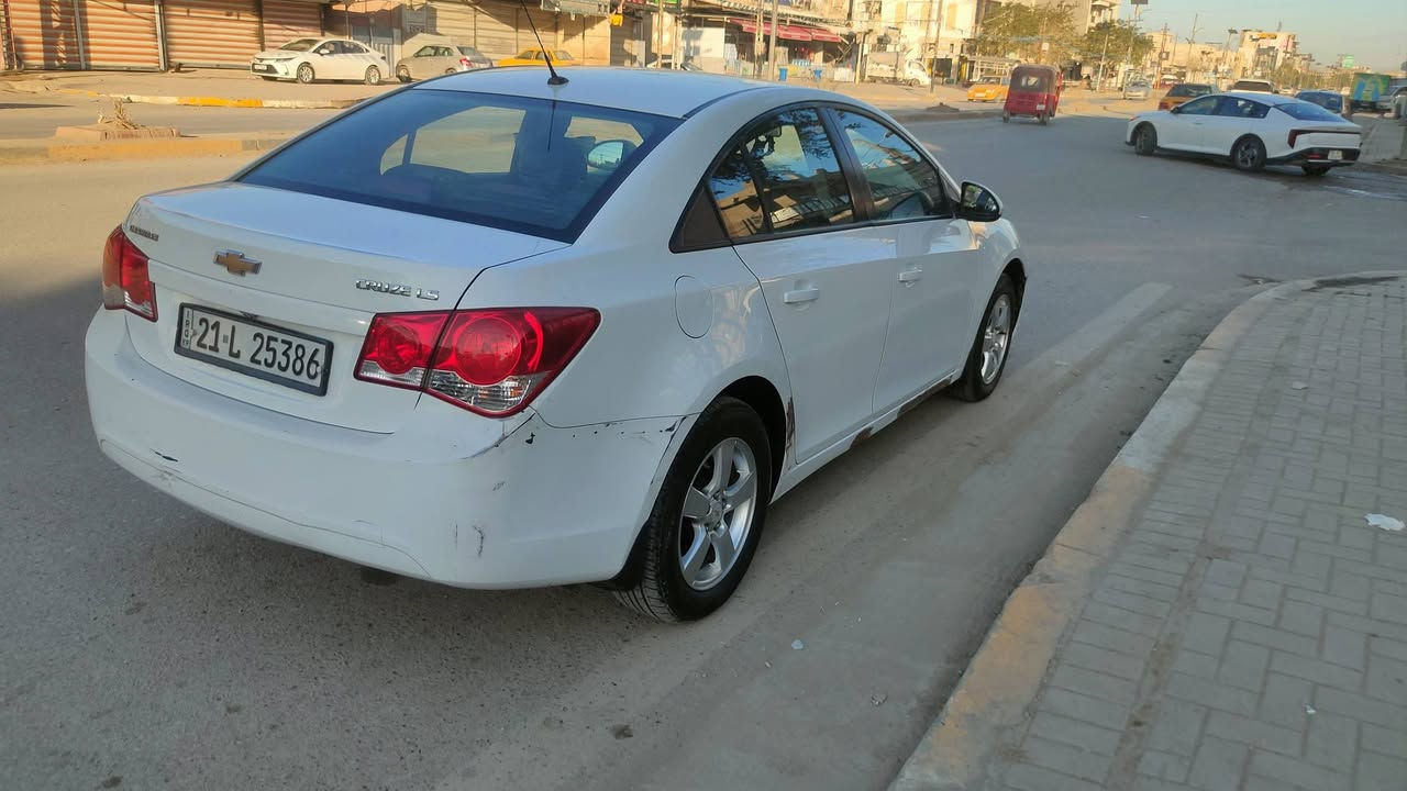 كروز 12خليجية محرك ١٦٠٠  مكفول اقتصادية جدا بصرف البنزين سليماني باسمي صدر امامي خلفي تايرات دسكات باتري كلها جديد السعر ٧٣ ومجال بسيط مكاني بغداد رقمي *********** واتس اب موجود
