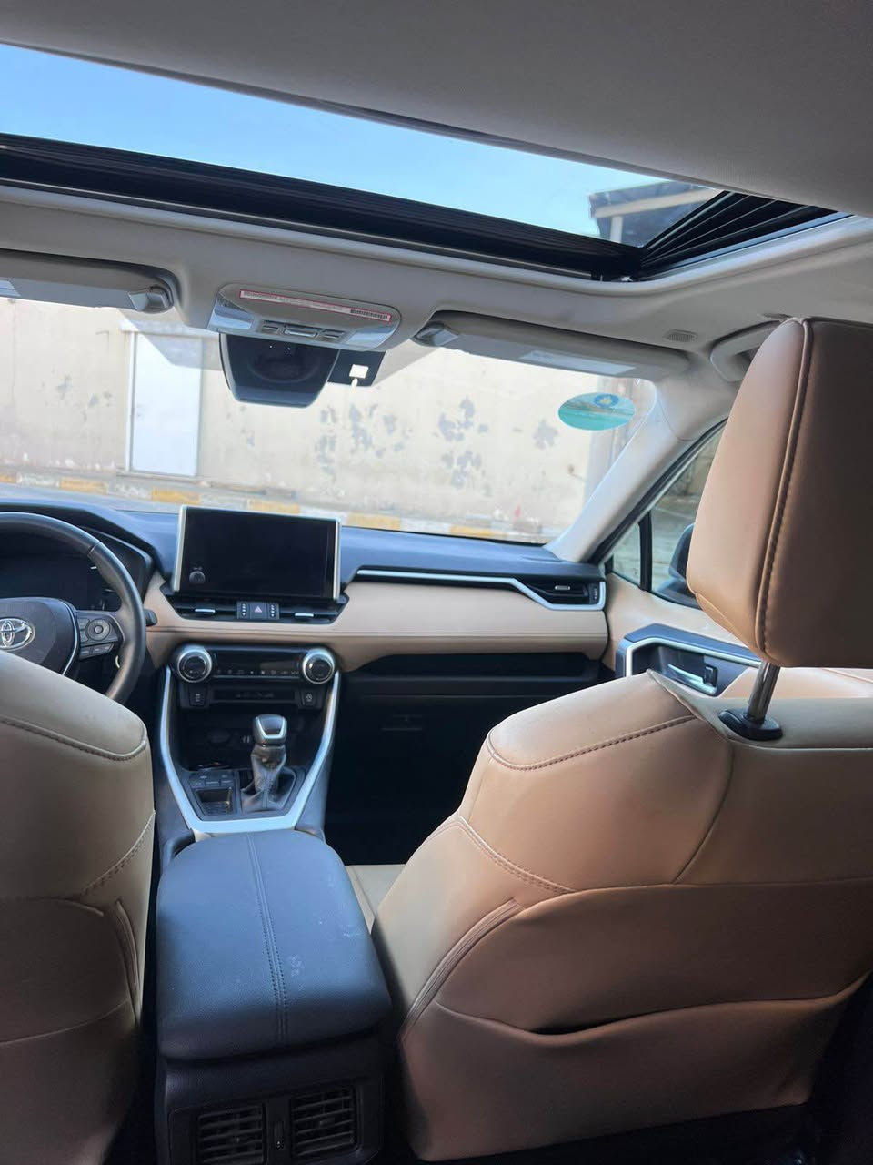 2024 TOYOTA RAV4, XLE PREMIUM
تويتا رافور 
فول فول 
موديل 24
سبخ/جملخ و باب و جملخ خلفي 
بجم كبس بدوون دواخل 
داخل قيسي 
صياره فتحة 
صياره كاتي /بشرت ترقيم دهووك و سليماني اربيل 
سعر١٩٠
ملاحضة/شوي بونت تعديل و شويي باب خلفي هم تعديل 
ماشية٢٩الف ميل 
***********فايبر وانساپ دهوك, العراق
