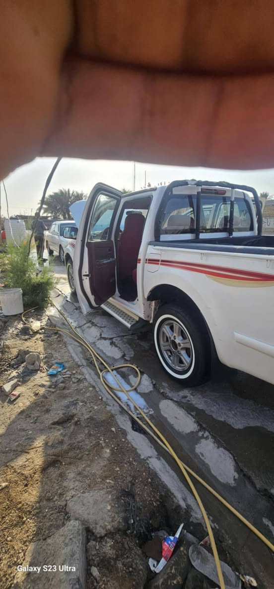 السلام عليكم كريت ويل للبيع  موديل 16مكفولة رقم انكليزي بابل  سنوية لة 28 مكان السماوة الرميثة سعرهة 98    رقم ***********
