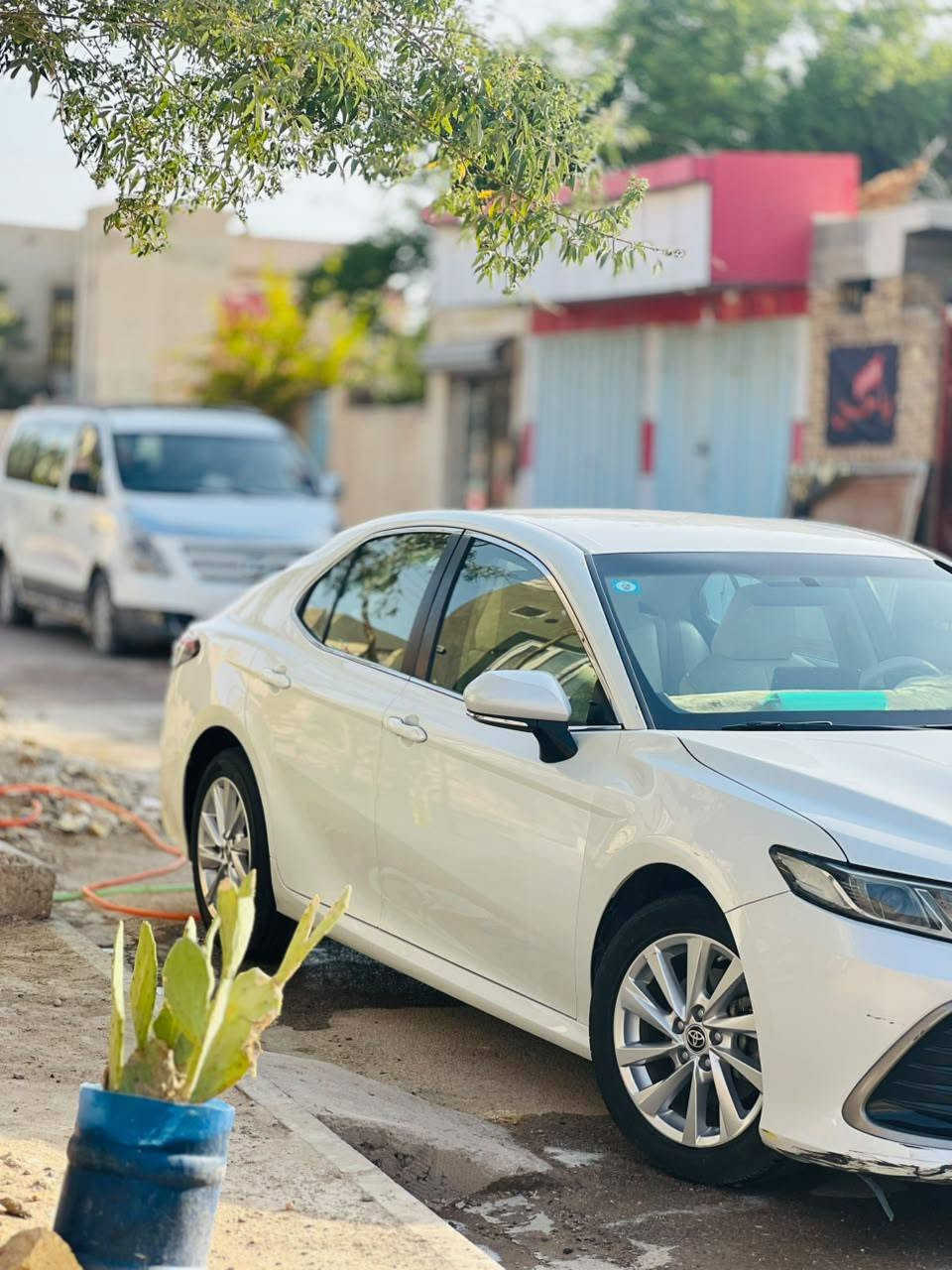 كامري موديل 22خليجي ياباني اصل معوقين ذي قار سنوية جديدة ماشية 100،،تبديل خشم البرانكيتات الأمامية مع البدنة الأمامية البنيد مبدل مع تصليح ورش الجاملغات الأمامية 
وضربة بسيطة بل جاملغ الخلفي الايسر بارد بدون صبغ 
سونارها موجود 
الناصرية المركز ،،،،***********
شدة و65 وبية مجال
