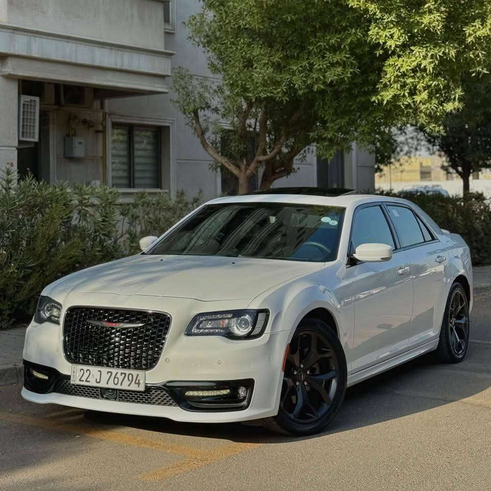 السلام عليكم اوباما خليجي للبيع  2023 فول مواصفات كفاله عامله السياره بسمي ***********5
