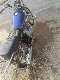 دراجه ايراني محرك كفاله مكاني لكرمه سعر ٢٧٠ الاتصال 07838288756