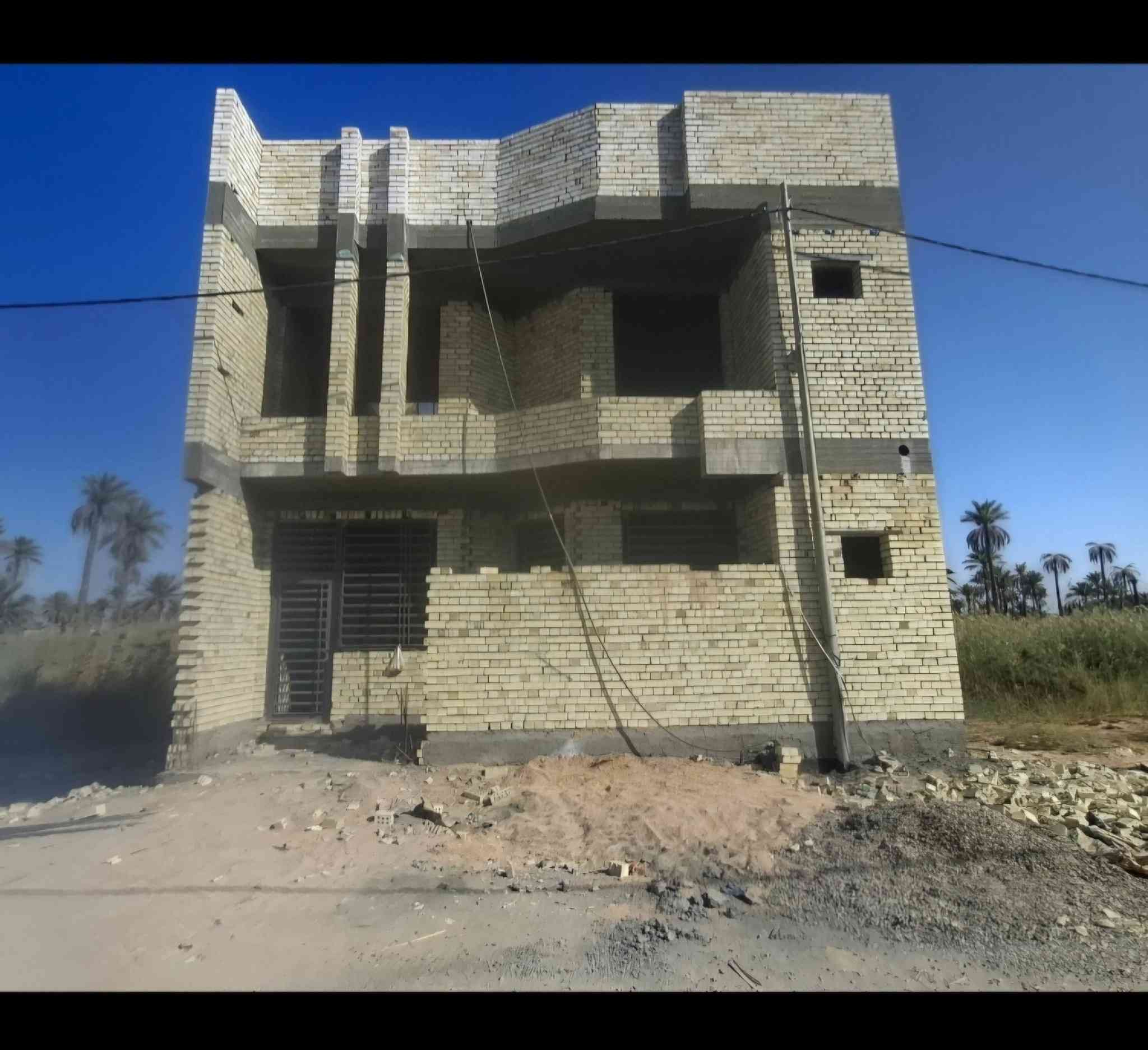 سلام عليكم 

بيت 100 متر طابقين كربلاء القدسه طريق ياحسين سايد المشايه بسياره 5 دقائق عن الأمام الحسين (ع)

للتفاصيل أكثر اتصل ***********
