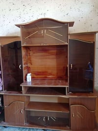 بوفيه مواعين • مجال قليل • خدوش بسيطة