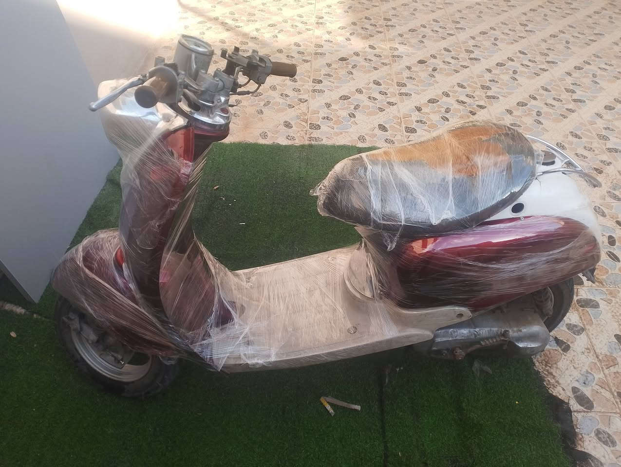 عبد الحليم كشر نظيف محرك مجفت جديد كامل  يحتاج فقط بطاريه
سعر 200 الف 
***********
