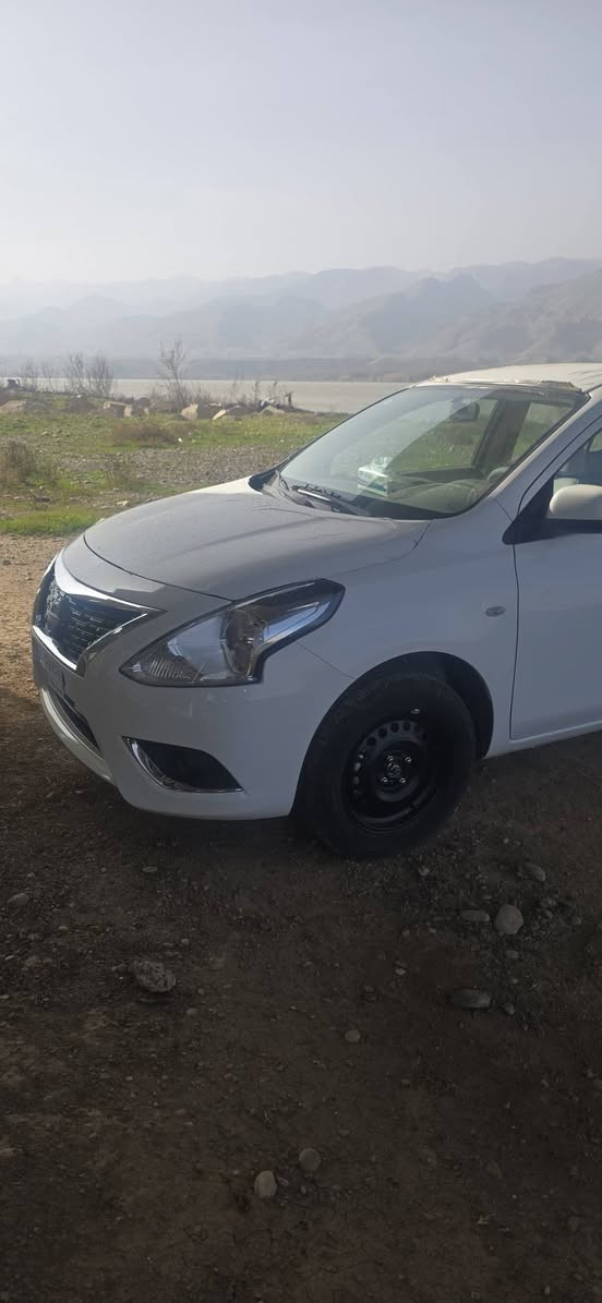 السلام عليكم نيسان صني هندي ماشيه 3000 مكفوله كفاله عامه باسم شركة باركود الرقم ع شركة مجاني السعر 130الرقم ***********\***********
