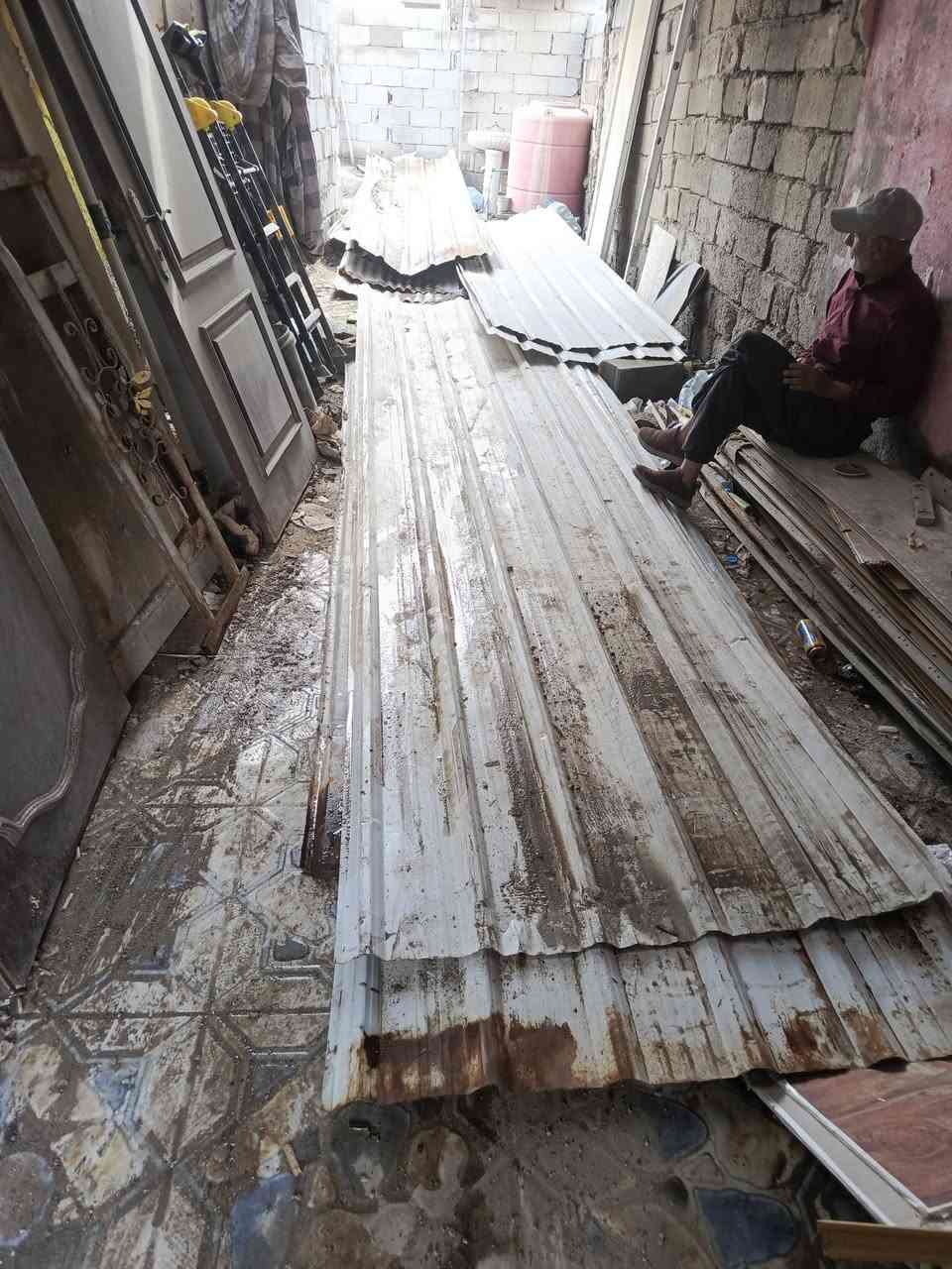 السلام عليكم

للبييع  جينكو  عدد 15  قطعه  نوعيه ثقيل
الطول  6 متر  و  5  متر  السعر  15 الف قفل
العنوان البصره القبله حي الشهداء  ***********
