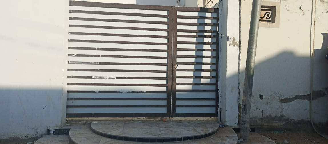 📐 مساحة: 200م

📜 طابو سند حر – طابق واحد

🔸 المحتويات:

• غرفتين 🛏️

• صالة 🛋️

• مطبخ 🍽️

• استقبال 👥

• صحيات عدد 2 🚿

• شغل مال جناي ✔️

💰 السعر: 115 وبِيه مجال

📞 للاتصال أو واتساب: ***********

***********
