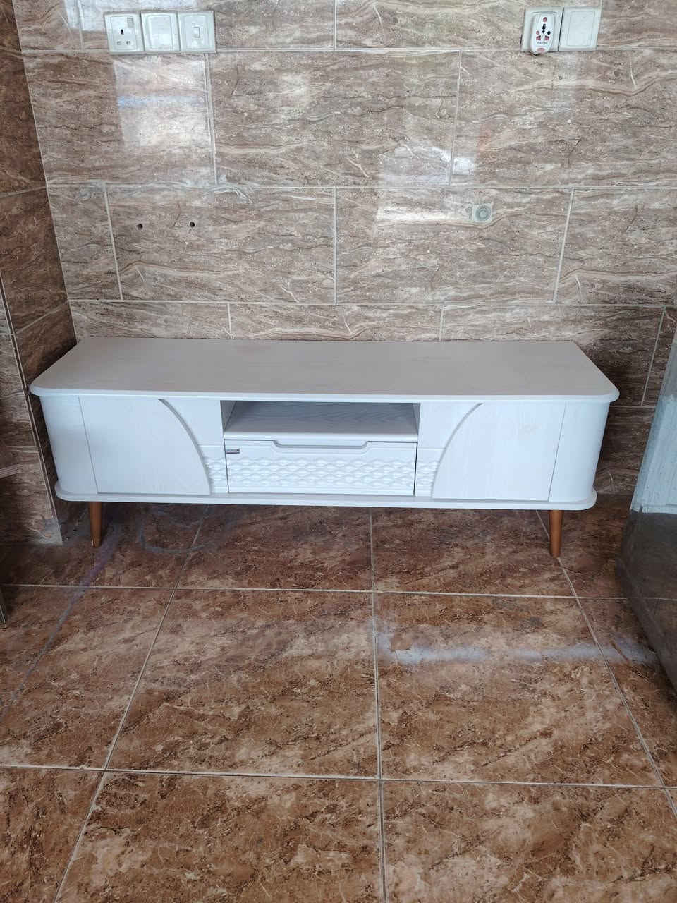 اغراض مستخدم للبيع 
العنوان بكرة جو القديم مقابل الكوميته 
للاستفسار *********** واتساب
