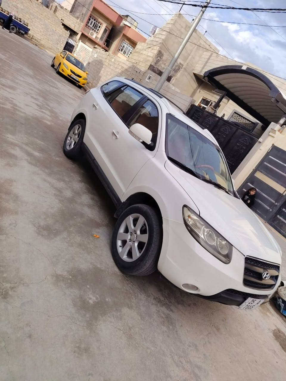 سنتافي 2009 بدون ضرار محرك ٦ كير محرك شرط رقم جديد سنويه جديد مكان سياره كركوك سعره ١٣٨ سراي اتصال عل رقم***********
مكلف بل نشر شراي اتصال عل رقم تحياتي لكم ❤
