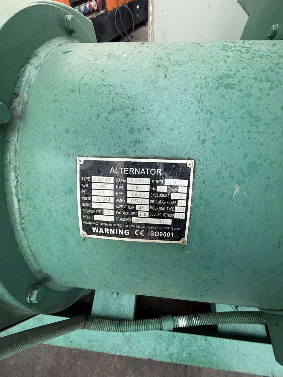 السلام عليكم 
كمنز  أمريكي 5 ونص. انجكتر زيتي 
400kva 
ساعات العمل اقل 500 ساعه 
وضع بلاد شركة  
🚚يوجد توصيل الى جميع المحافظات وبضمان🚚
🚚كياندن هةية بو هةموو شاركان بةكرينتى🚚
 للاستفسار:
 ابو علي 
***********
***********
***********
