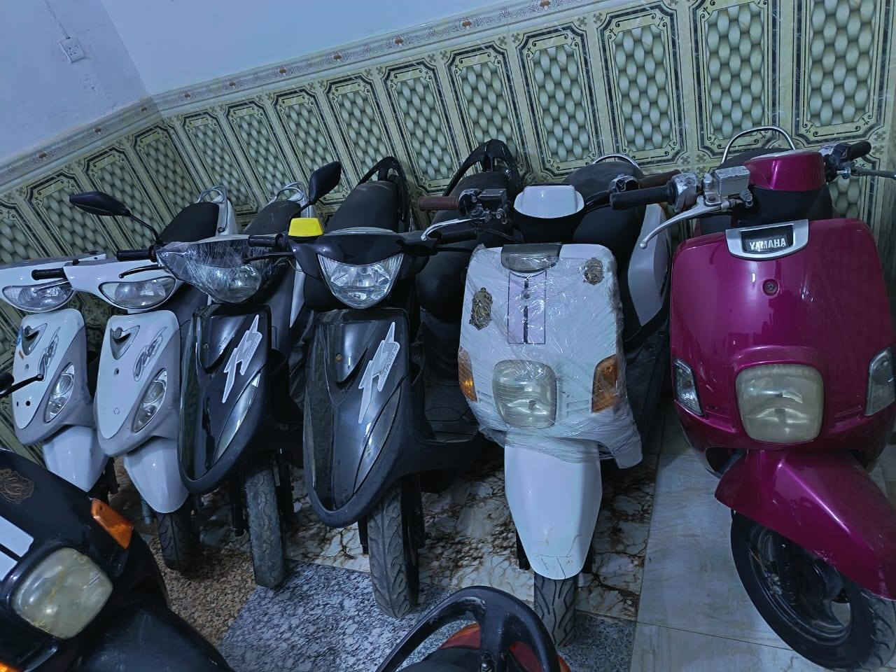 السلام عليكم دراجات نضاف جاهزات فول
جيب فيتر وفحص ٤٩بلاد
ماكس منغولي 650 
ماكس عدله 650
ثعلب جاهزه  ٤٥٠
ماكس بوليسي نوزل 650 
قجمه 550
الشراي يتصل ويدلل
العنوان تضحيه شارع العياده
حي ام البنين
ناصريه
***********
***********
