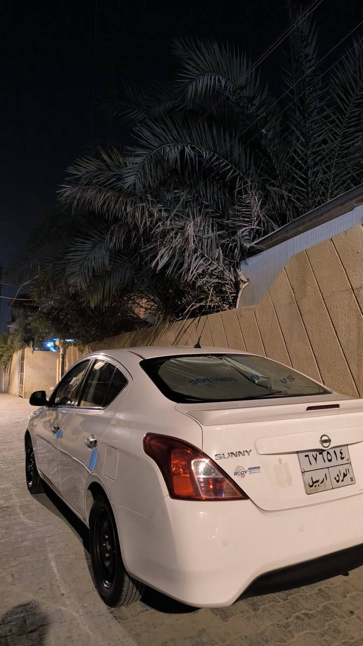 للبيع نيسان سني هندي بليته زركه موديل 2021 ماشي 76الف كفاله عامه بيها فقط بارد شبر بالدوسه سعرها 115 وبيها مجال قليل للتواصل واتساب ***********
