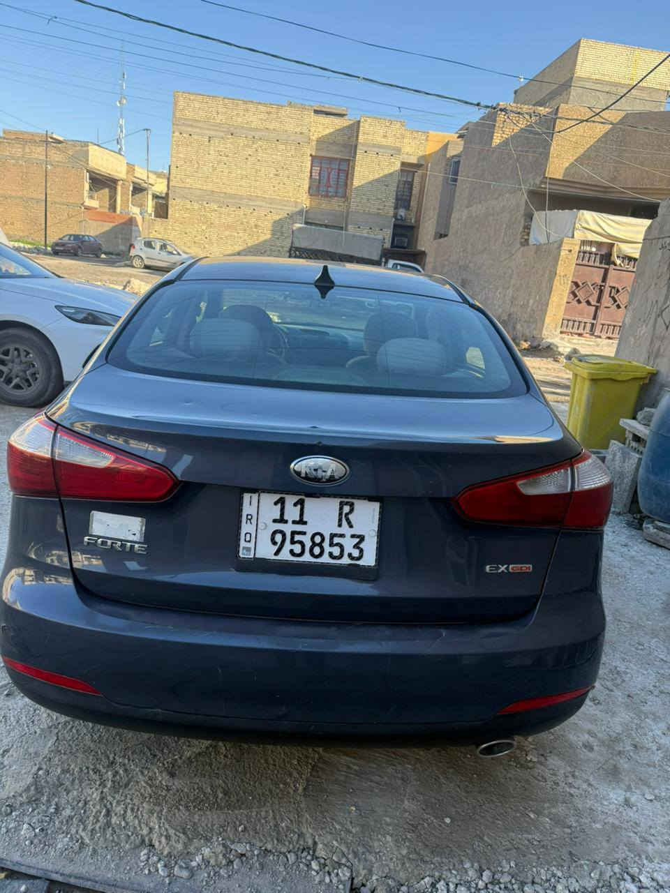 سلام عليكم كيه فورتي موديل 2014  مكينه 2000 GDi  لمو شراي لايكسر بالحلال ولا يواعد جذب مكان السياره بغداد الكاظمي او التاجيات السعر 92 وبيه مجال ***********
