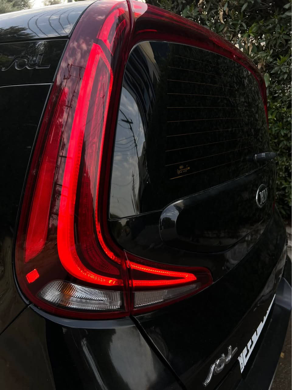 كيا صول 2020 جي تي لاين فول 1/1 رقم بغداد بااسمي حادثه قبق الجنطه ومبدل بااصلي بدون ايرباك مواصفاته فتحه رادار امامي رادار خلفي رادار جانبي اشاير بالمري بصمه بيبان بصمه تشغيل بصمه صندوك كشنات تدفئه ستيرن تدفئه كشنات كهربائيه شحن واير ليس ستيرن D شاشه جبيره تدعم كار بلي اناره محيطيه سستم صوت هارمن شاشه داتا تعرض السرعه نضام اطفاء ذاتي بالزدحام تحديد مسار 3 وضعيات قياده للعلم كشناته جلد احمر ومغلفات بقماش بجم زنون ولد بجم 8 عدسات لايت و6 بلوجكتر بك لايت لد مكينه 1600 تيربو وميحتاج اسولف ع التسارع والقوه سياره مكفوله من كير ومكينه وصدر كله كارتون تخم تاير جديد الف دينار متصرف عليه عارضه 140 وبيه مجال بسيط مكاني بغداد  الجهاد *********** بيع فقط بغداد, العراق
