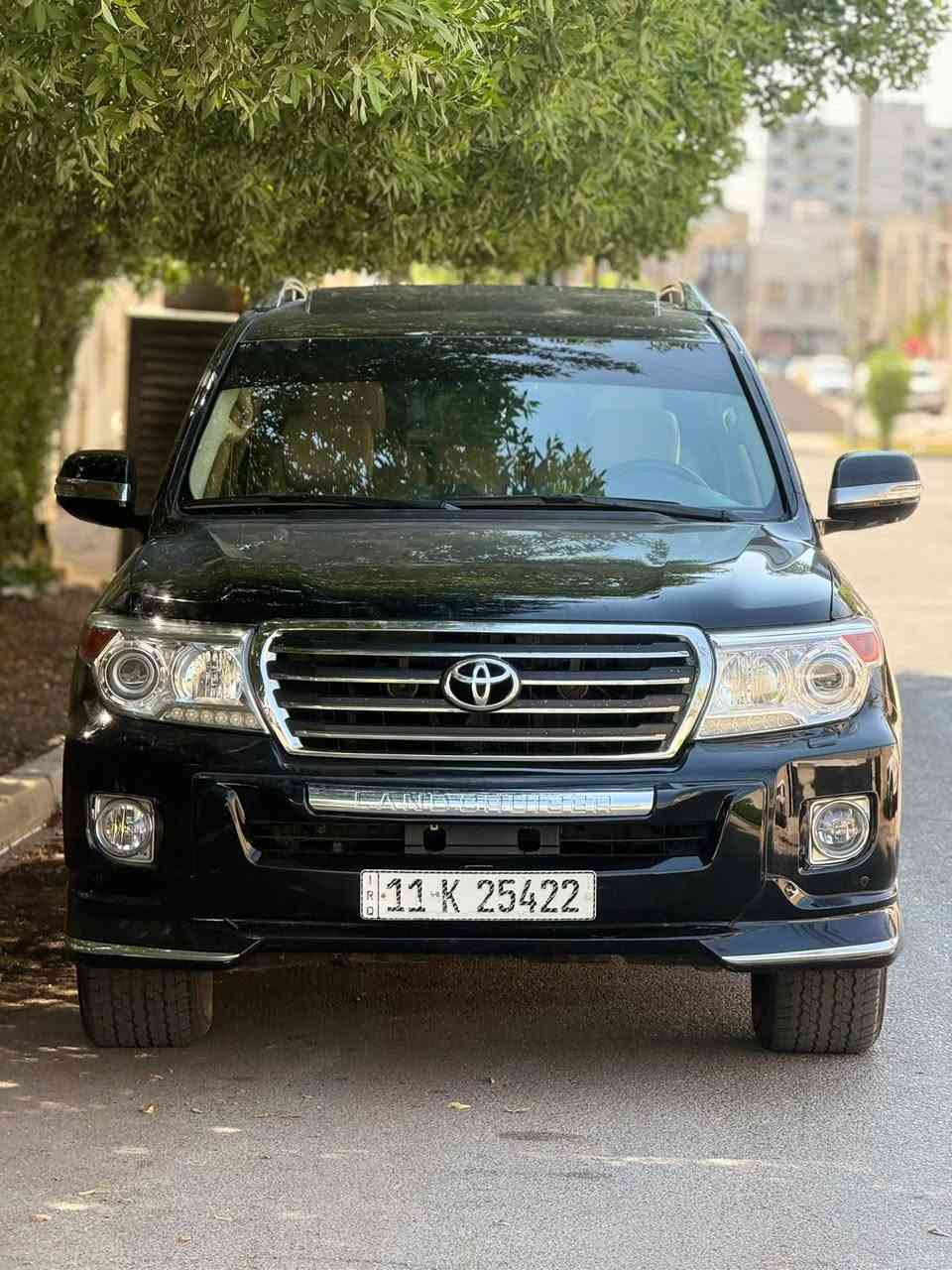 سلام عليكم خاص مغلق. نتصال وبيع فقط
لاندكروز. موديل 2015  فى VXR 
مكان.  بغداد. السعر 298) 🙏***********
موصفات لكزز. معروفة موصفات الكزز 
شرط
رقم بغداد بسمي تحويل ثاني. يوم 
. 5700 (8) سلندر مامفتوحة شرط ماشية 123
كير محرك. حدادة تايرات. دسكات مكفولة شرط
بصمة 5 ابواب صندوق  جكات صعود نزول 
شاشا. كامرة حساس خلفي امامي فتحة سقف
كشنات جلد كشنات كهرباي 2 فورويل دفع رباعي
كشنات تدفى تبريد مرايات.شفط مرايات قلابي بك
لايت عدسة بيض ثلجي شاير مري يدات نيكل 
ثلاث 3 قطع تبريد. سبعة. 7 راكب مثبت سرعة
تشغيل عن بعد داخل صاج سيارة حلوة وجديدة
عداد السرعة 260 يعني 5700. اصل 
سيارة. جاهزة كل نقص مابيها
