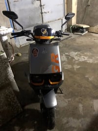 دراجة GRموديل 2025 5بطاريات كلشي شغاال ما بيها اي شي نضيفة تايرات جدد ...