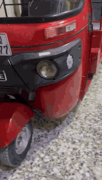 تكتك للبيع موديل 2018شهر 10 رقم وسنويه نكليوي شراي يتصل على رقم ***********
