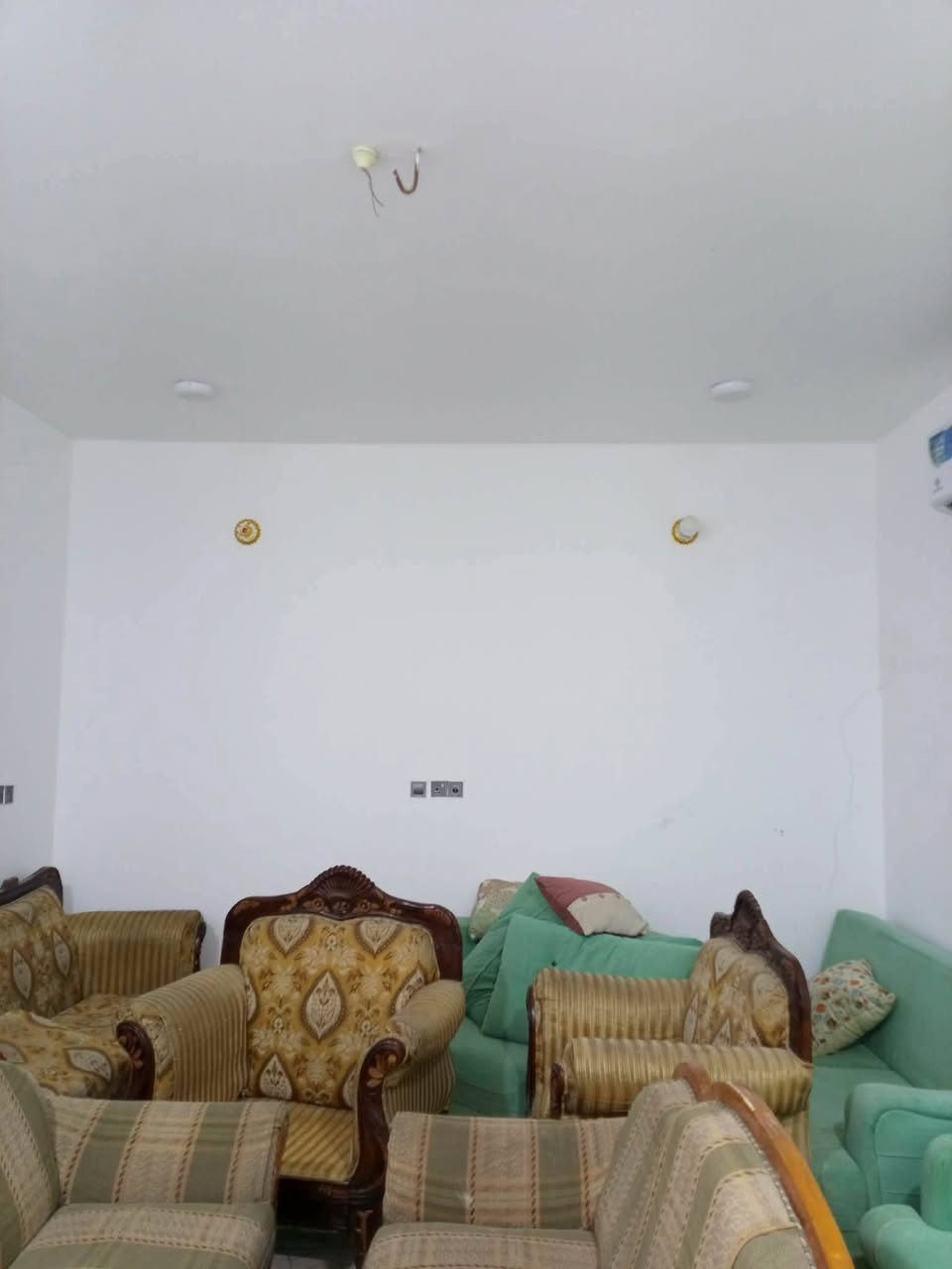 بيت للايجار
📍 العنوان: حولي الجامعة قريب على الشارع

🔹 المواصفات:
• غرفة نوم
• صالة استقبال
• مطبخ
• صحيات داخلية وخارجية

🔺 #للاستفسار 
او مراسله الصفحة أو واتساب او الاتصال ع الأرقام التأليه 
   ***********
https://wa.me/message/54I3LYHRG7YFG1
#العفلوگي_للعقار_اكبر_بيج_عقارات_في_الديوانية
#بيت #دار #عقار #ارض #الديوانية
