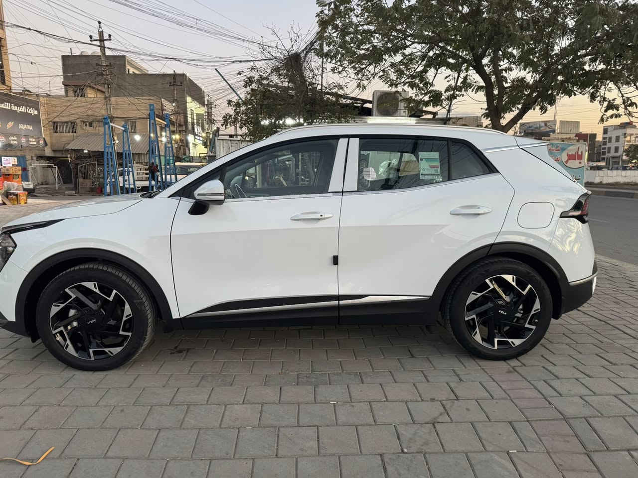 السلام عليكم سبورتج موديل ٢٠٢٥ خليجي كفاله عامه من كلشي ماشيه ٣٦ الف مواصفات كراسي تدفئه كهرباء 
ستيرن تدفئة 
رادارات جانبية 
جنطه كهرباء 
حساسات خلفية امامية 
بصمة تشغيل عدد ٢ تشغيل عن بعد 
بجم بيانو بلاك لامع داخل بيجي رقم أربيل تحويل مباشر 
السعر ٢٣٧ ورقة قفل مكان بغداد البنوك 
*********** ابو مصطفى
