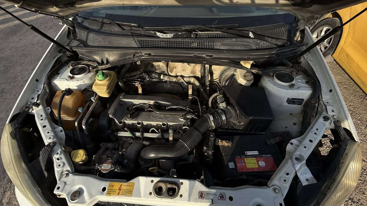 السلام عليكم مراوس بصالون فقط   ///   مكينة كير كفالة تبريد شغال البدي شوفة العين نظيفة السيارة حدادة صدر كامل ما عدا ربل محرك حدادة خلفية ٧٠٪؜ راعيها يريد تحويل  مكاني بصره 
تواصل واتساب ***********
اكرر مراوس فقط وانا بالخدمة 🤍
