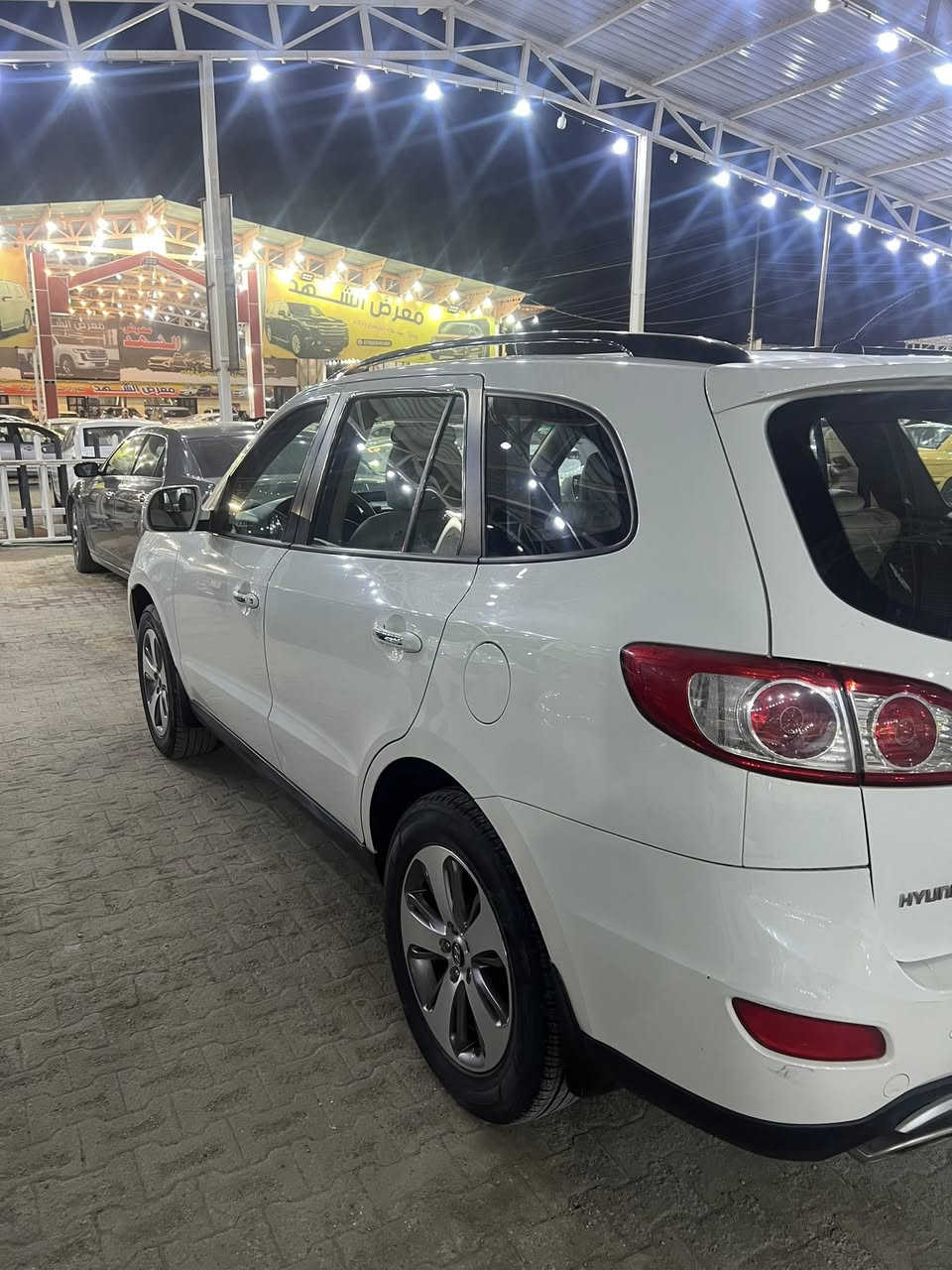 سنتافي 2012 مكينه 6 سلندر كفاله ماعدا كرت بالباب فول السياره فتحه بصمه 3 قطع تبريد شاشه تحكمات مكان السياره نجف مكينه گير حداديه رحمه من الله السياره سعرها 166 بيها مجال بسيط حك الجيه للاستفسار الاتصال على الرقم ***********
